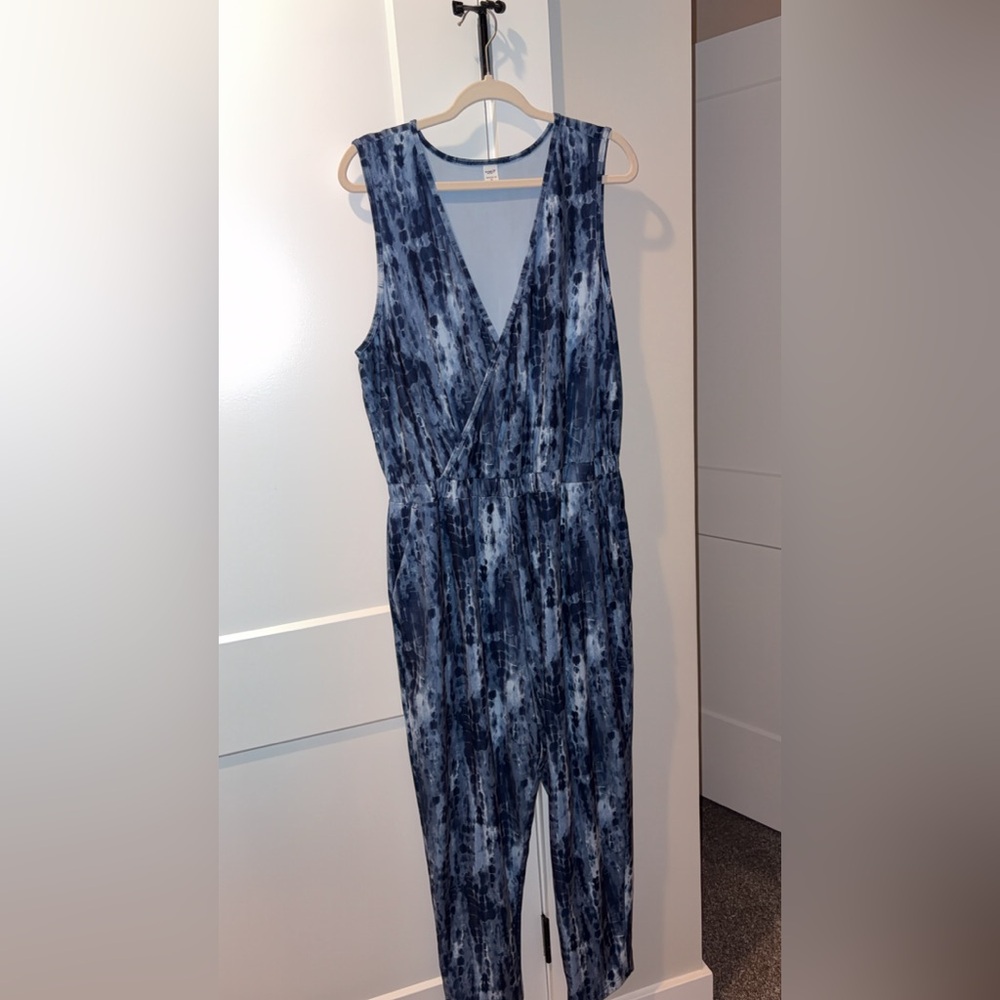 Old Navy Tie-Dye/Speckled Jumpsuit